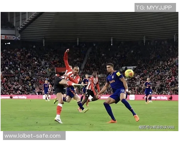 英超经典对决曼联点球大战险胜皇马全场沸腾战术解析