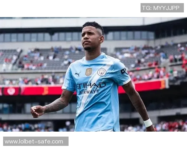 德甲激战曼城逆转里昂全场沸腾转会传闻再起波澜