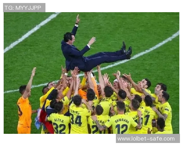 欧联杯精彩对决国米狂胜曼联四球引爆全场激情时刻回顾